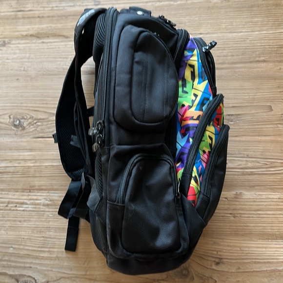 Reign Backpack - Picture 4 of 5